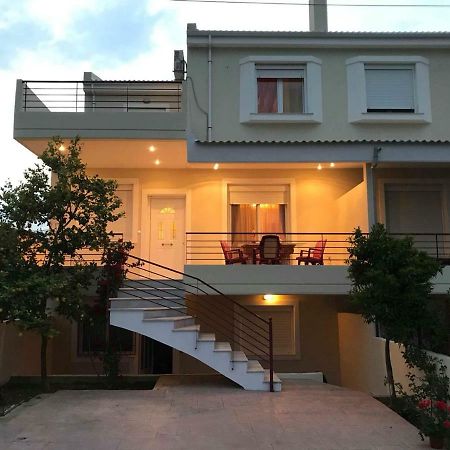 Amazing House In Kiato Near The Beach מראה חיצוני תמונה